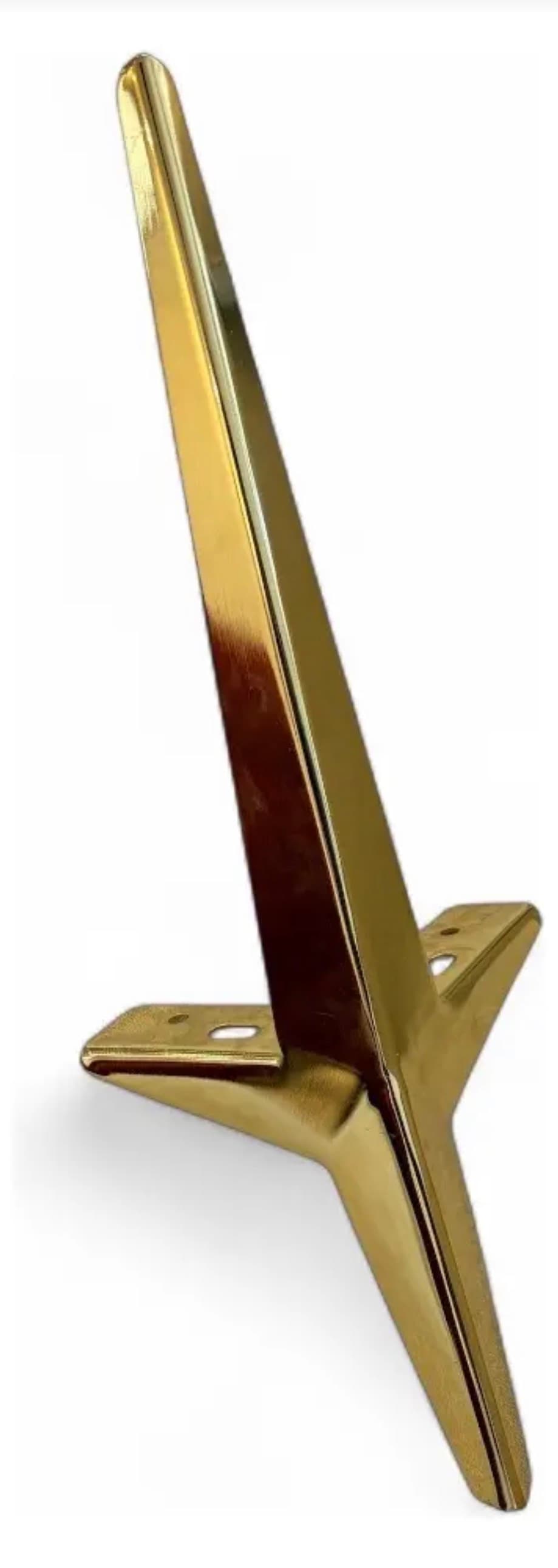 Pata Triangular Larga